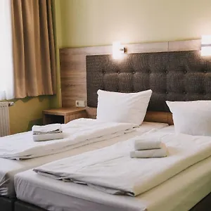 Gasthof Hotel-pension Odin, Berlin