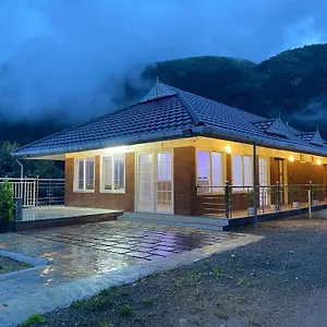 Earth Lounge 3*, Vagamon India